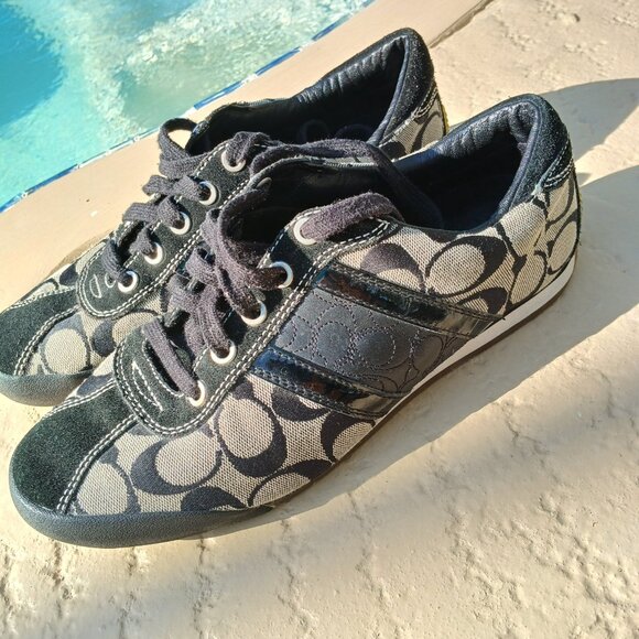 Coach Shoes - COACH AUTHENTIC Womens 9.5 size Meagan Sneakers Shoes!